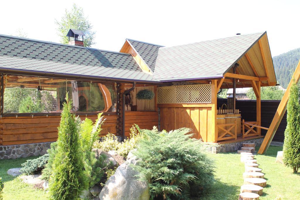 Forest House Tatariv Exteriör bild